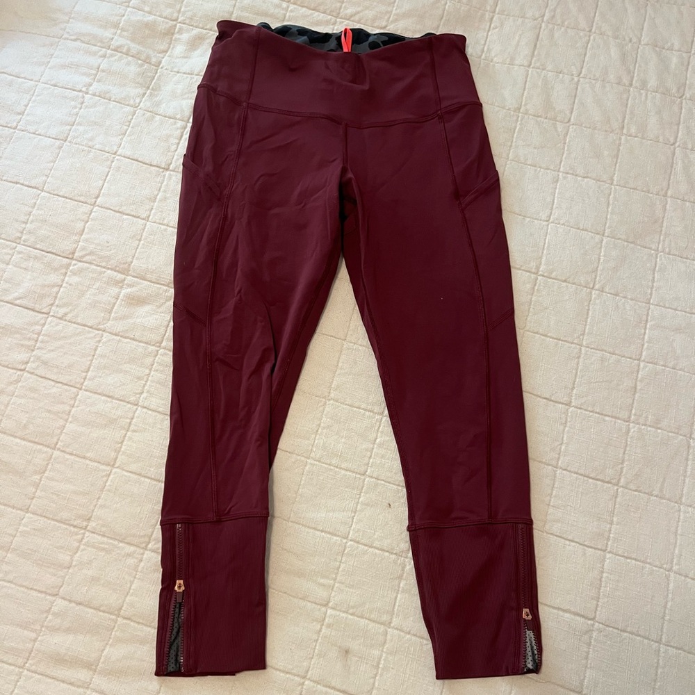 Maroon lululemon leggings